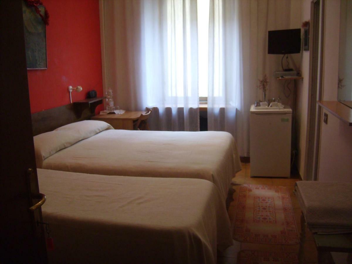 B&B Vaticanrooms Rome Exterior photo